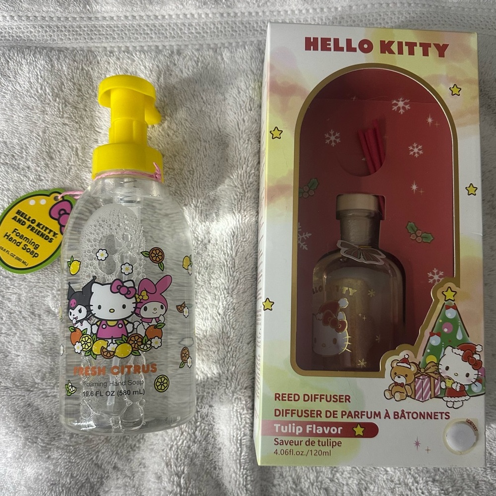 Hello Kitty Yellow Citrus Soap Dispenser and Tulip Reed Diffuser